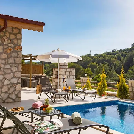 Villa Miros 1 *